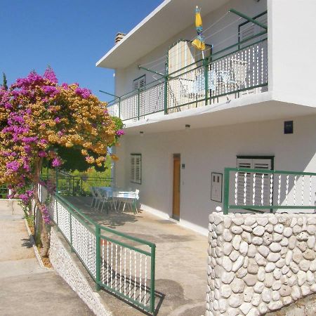 Apartment Dijo I Primošten Exteriör bild
