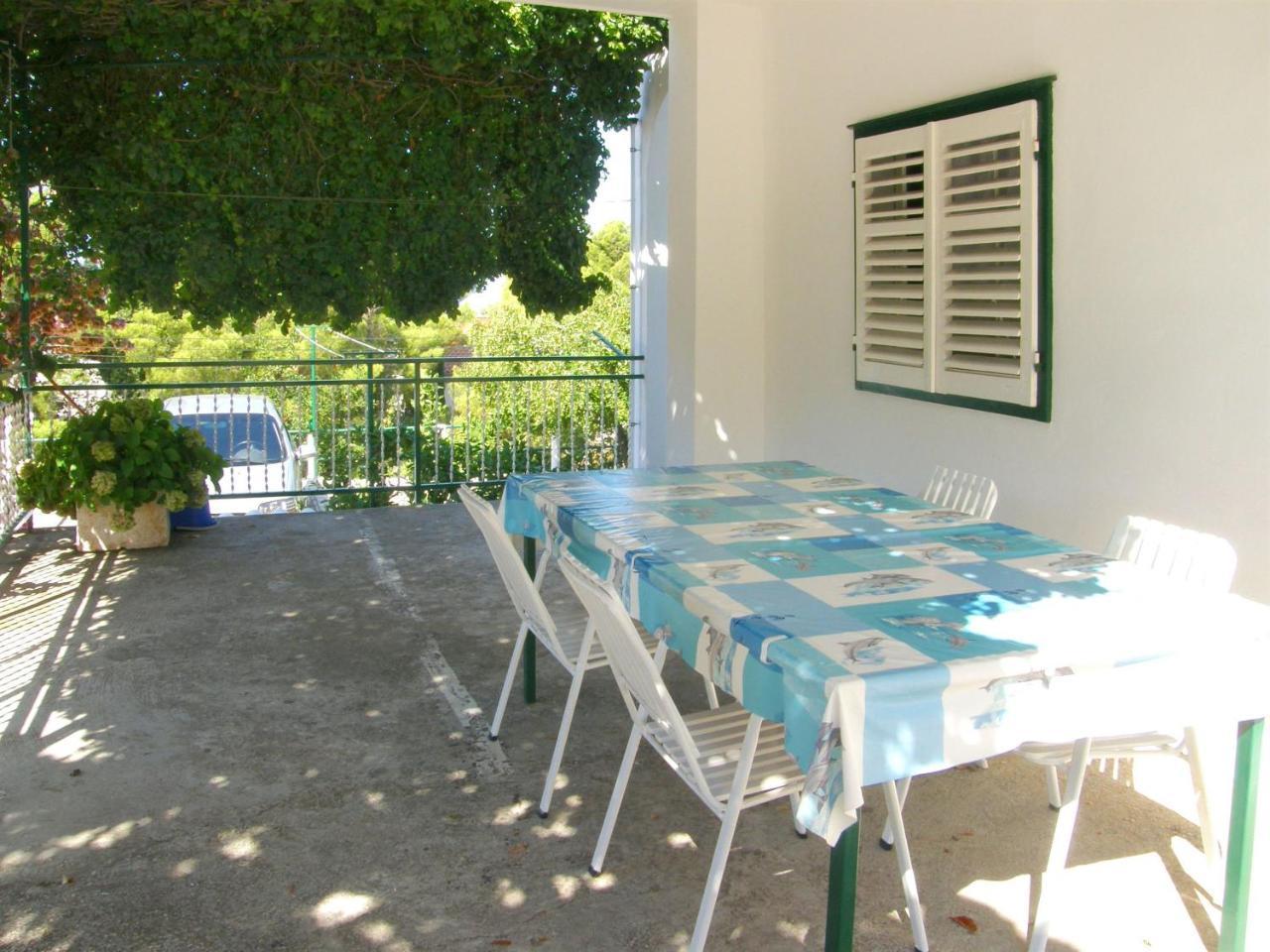 Apartment Dijo I Primošten Exteriör bild